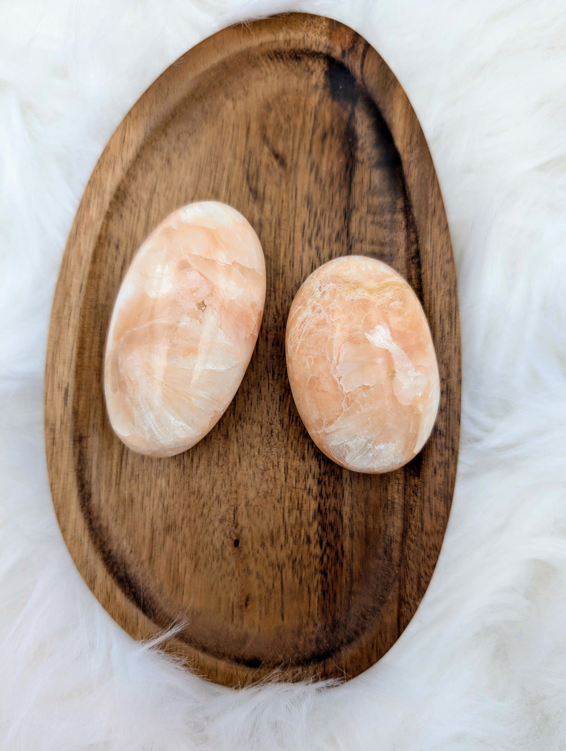 Stilbite Palm Stones