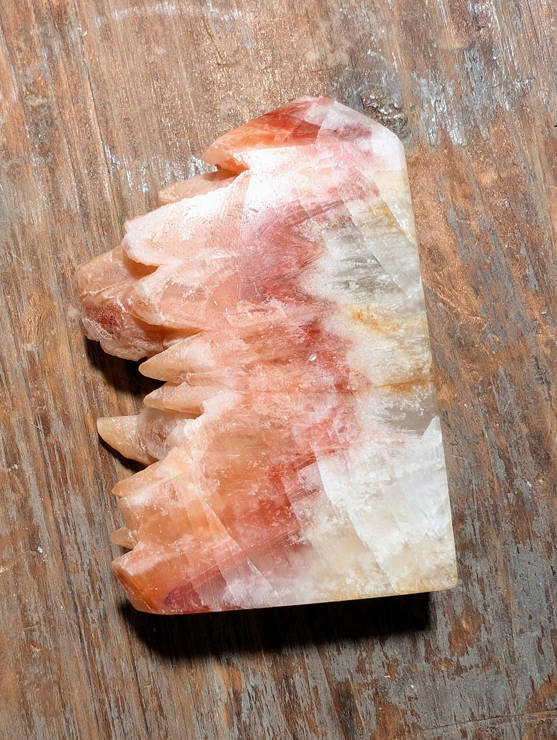 Aragonite Raw Edge Tower