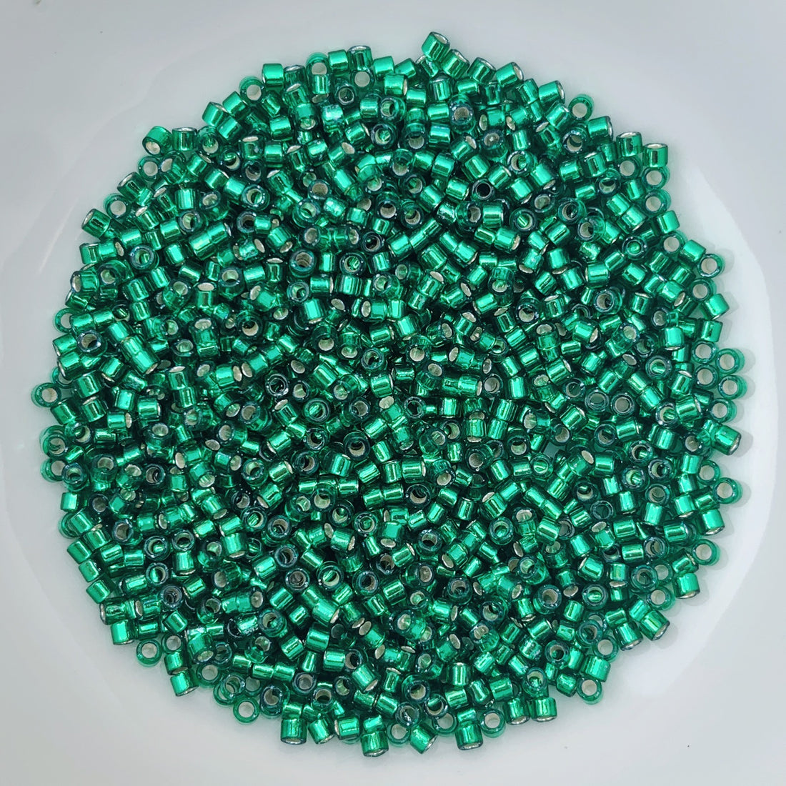 11/0 Delica - Dyed S/L Emerald DB0605 - The Bead N Crystal & Enclave Gems