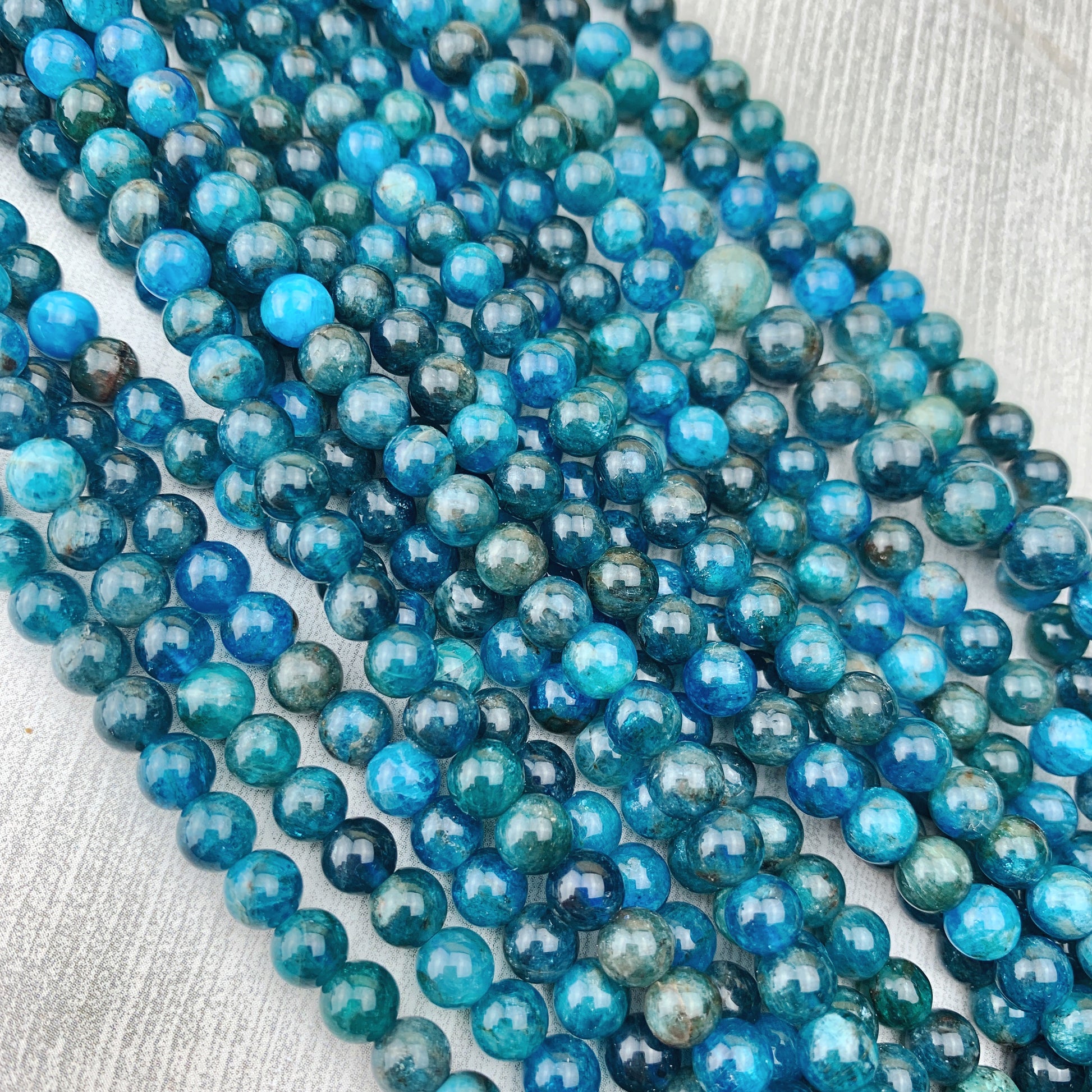 Apatite 6 mm - The Bead N Crystal & Enclave Gems