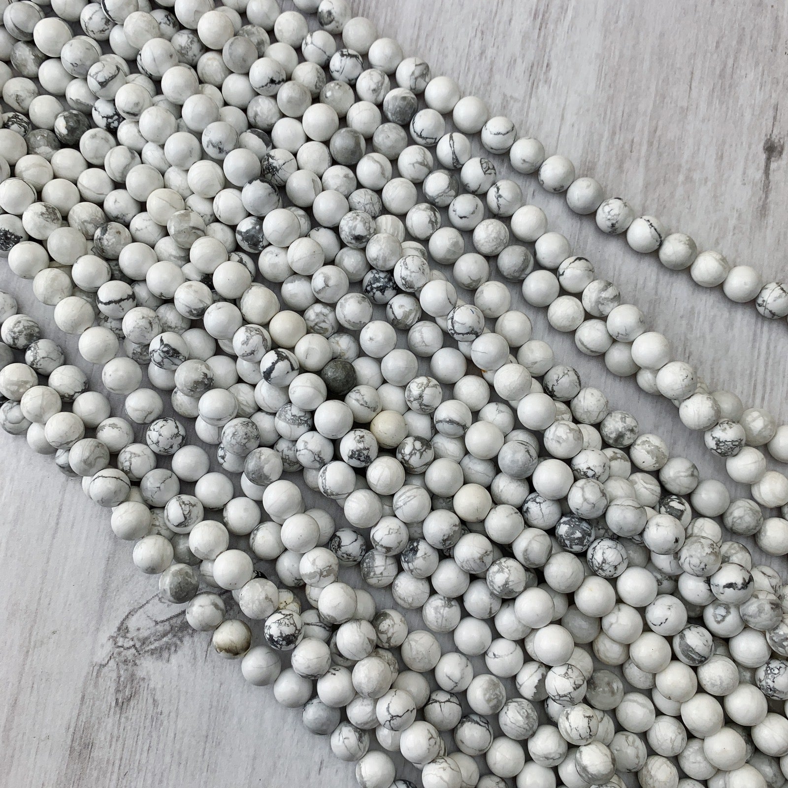 Howlite 8 mm - The Bead N Crystal & Enclave Gems