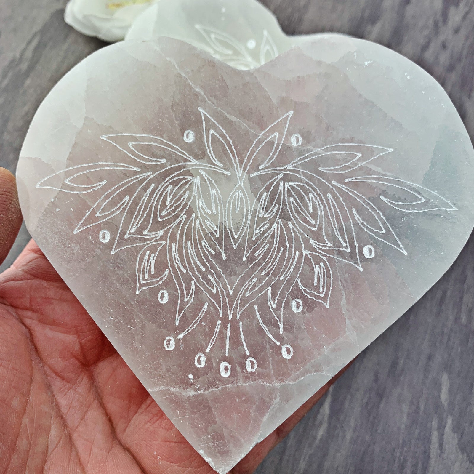 Selenite Heart Charging Plate (897) - The Bead Shoppe