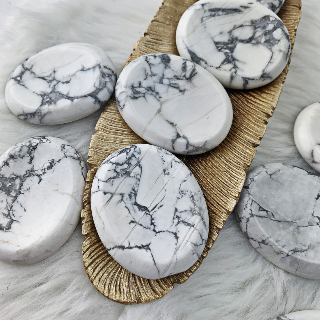 Howlite Worry Stone Palm Stone (839) - The Bead Shoppe